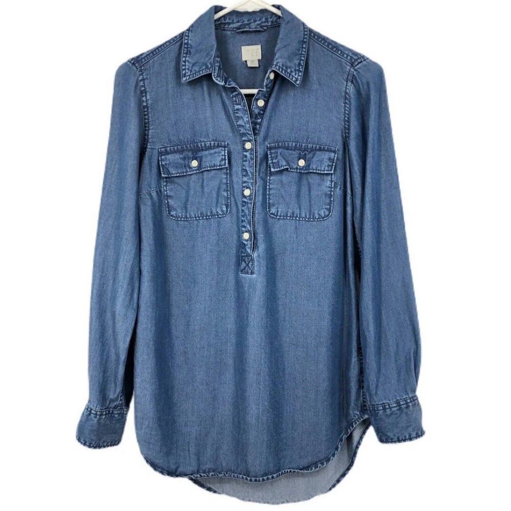 A New Day Women's 1/4 Button Popover Shirt XS Chambray Blue Long Sleeve Top - Picture 2 of 7